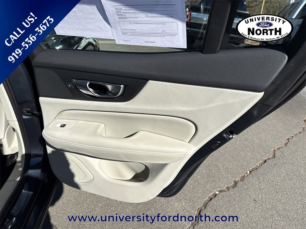 2024 Volvo S60 B5 Core Dark Theme