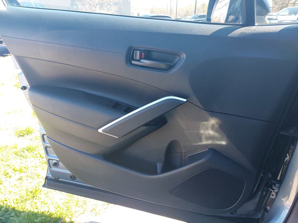 2023 Toyota Corolla Cross Hybrid SE