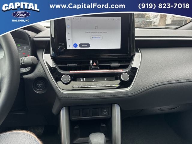 2025 Toyota Corolla Cross Base