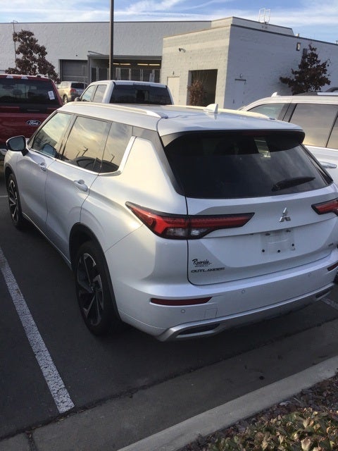 2023 Mitsubishi Outlander SEL