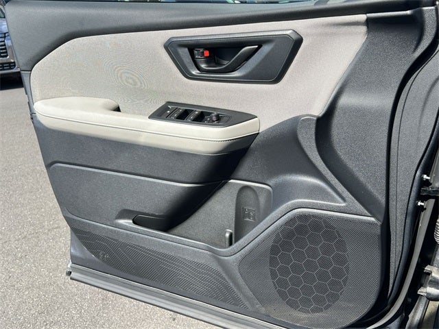 2025 Subaru Forester Base