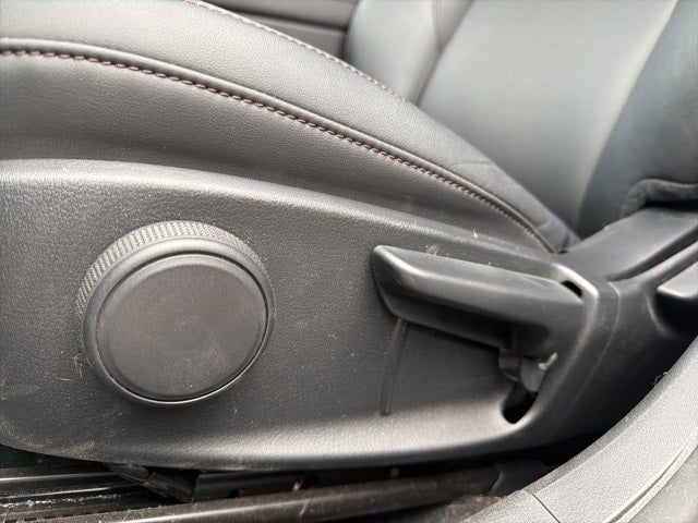 2023 Mazda Mazda3 2.5 S Select Package