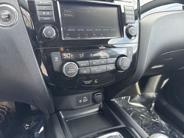 2020 Nissan Rogue Sport SV