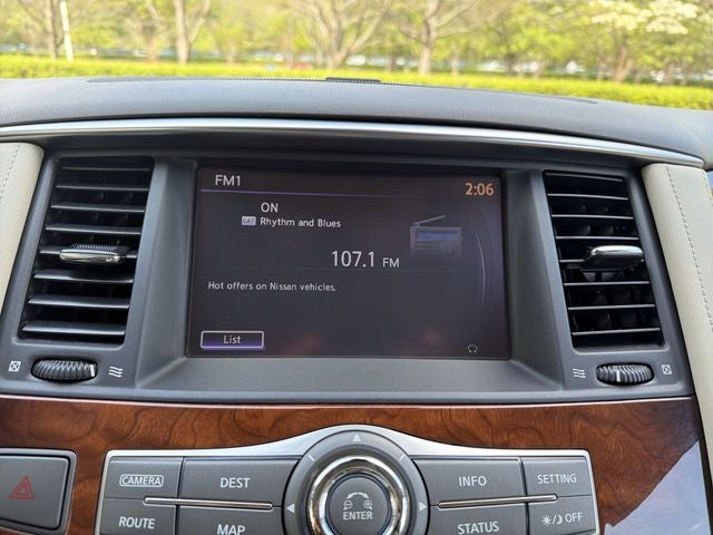 2017 INFINITI QX80 DELUXE