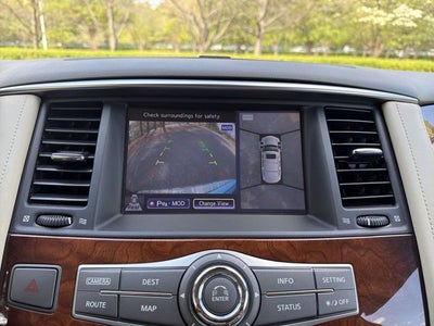 2017 INFINITI QX80 DELUXE