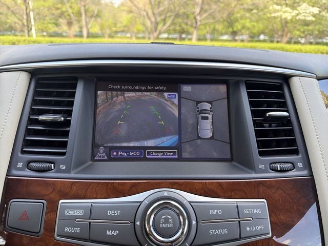 2017 INFINITI QX80 DELUXE