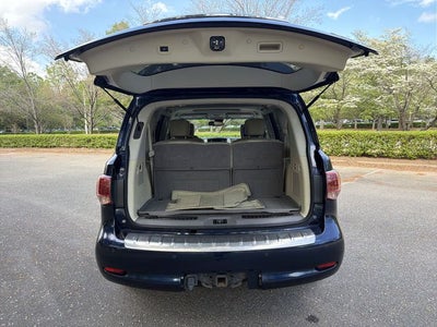 2017 INFINITI QX80 DELUXE