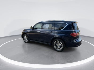 2017 INFINITI QX80 DELUXE