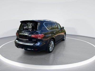 2017 INFINITI QX80 DELUXE