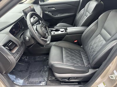 2024 Nissan Rogue Platinum