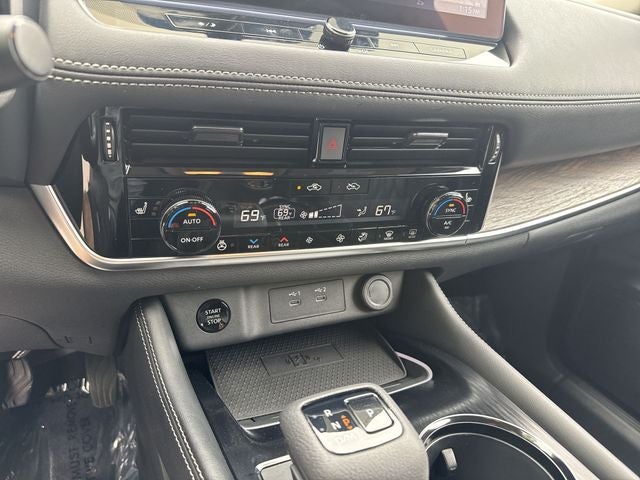 2024 Nissan Rogue Platinum