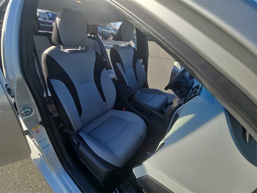 2022 Toyota Prius LE AWD-e