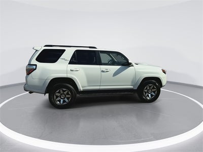 2024 Toyota 4Runner TRD Off-Road