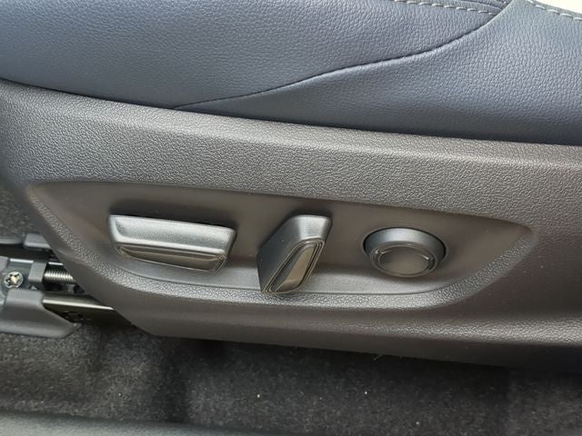 2025 Subaru Solterra Limited