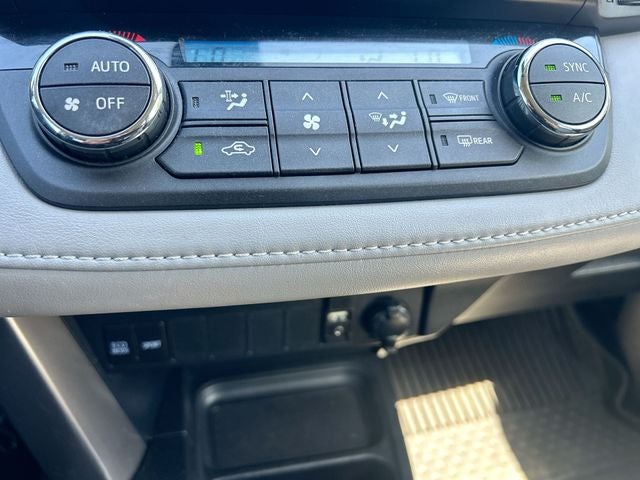 2017 Toyota RAV4 XLE