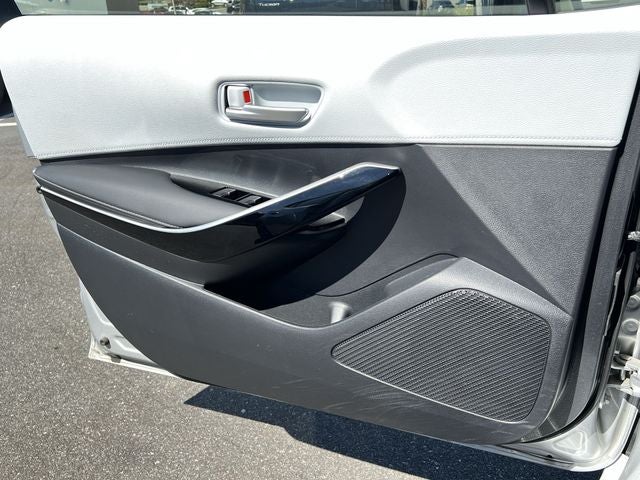 2025 Toyota Corolla Hatchback XSE