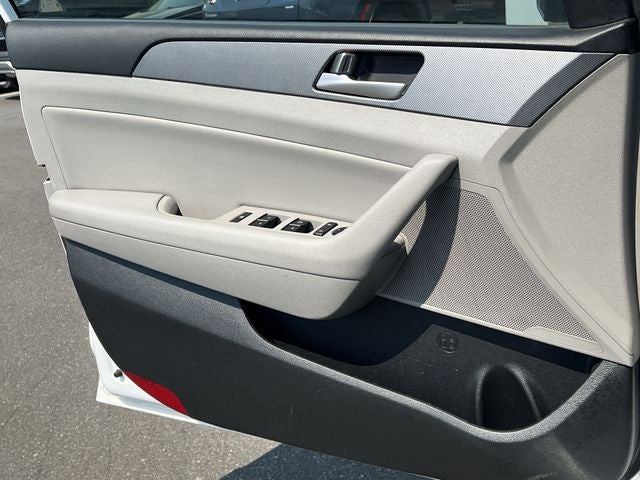 2018 Hyundai Sonata Hybrid SE