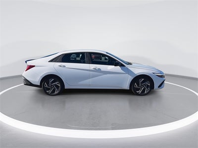 2025 Hyundai Elantra Hybrid SEL Sport