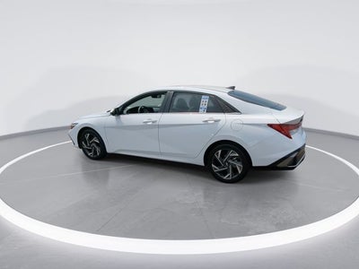 2025 Hyundai Elantra Hybrid Limited