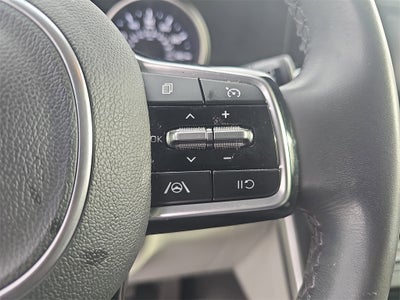 2023 Kia Carnival LX