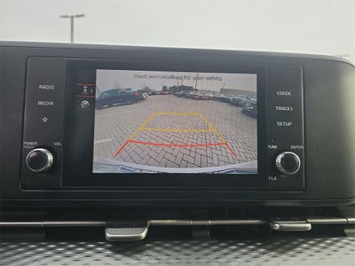 2023 Kia Carnival LX