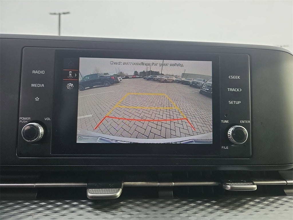 2023 Kia Carnival LX