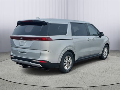 2023 Kia Carnival LX