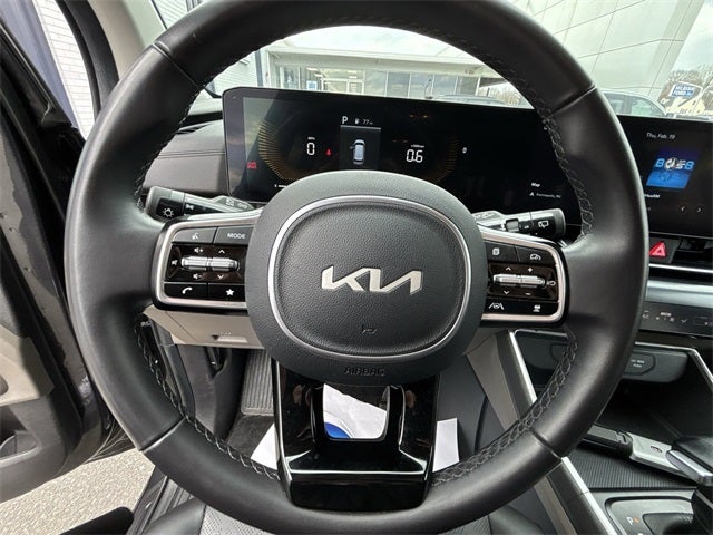 2025 Kia Carnival LXS