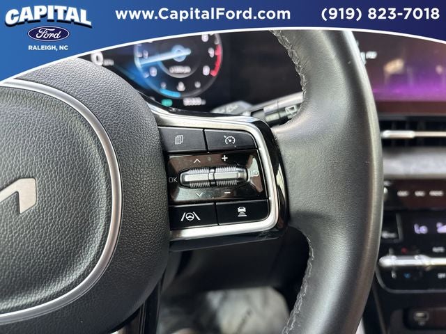 2024 Kia Carnival SX