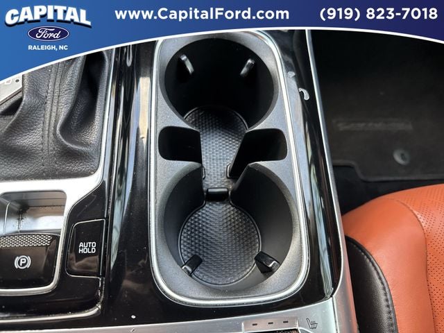 2024 Kia Carnival SX