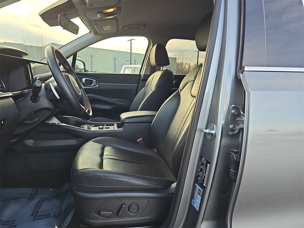 2022 Kia Sorento Hybrid S