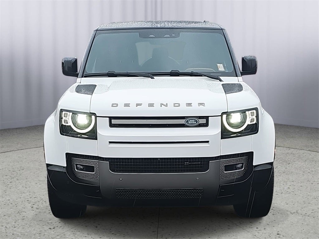 2023 Land Rover Defender 130 X-Dynamic SE