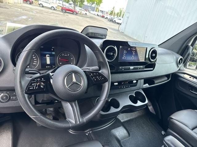 2025 Mercedes-Benz Sprinter 2500 Cargo 170 WB