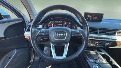 2019 Audi Q7 45 SE Premium quattro