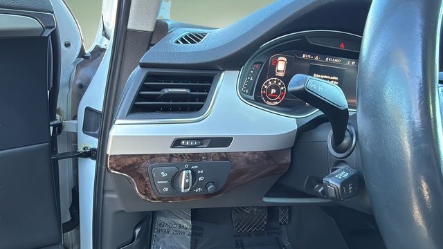 2019 Audi Q7 45 SE Premium quattro