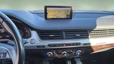 2019 Audi Q7 45 SE Premium quattro