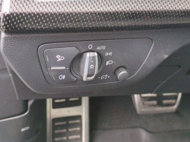 2022 Audi SQ5 Premium Plus quattro