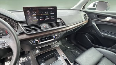 2024 Audi Q5 45 S line Premium quattro