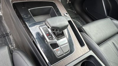 2024 Audi Q5 45 S line Premium quattro
