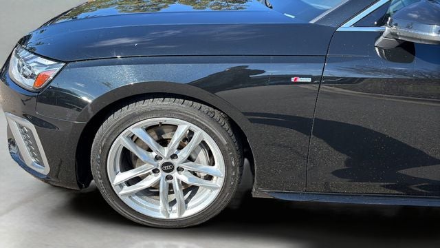 2024 Audi A4 45 S line Premium Plus quattro