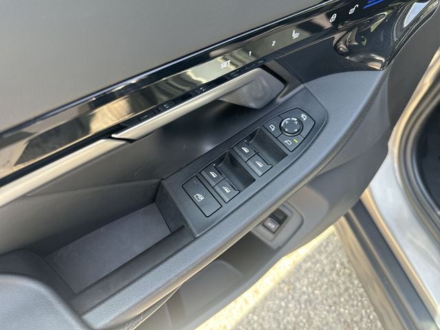 2024 BMW 5 Series 530i