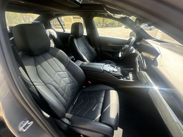 2024 BMW 5 Series 530i