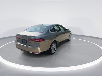 2024 BMW 5 Series 530i