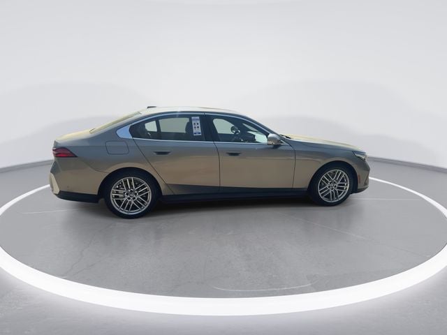 2024 BMW 5 Series 530i