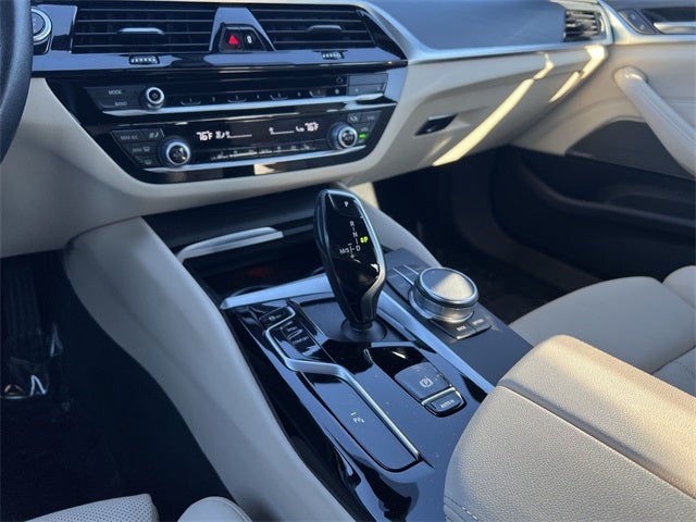 2022 BMW 5 Series 540i