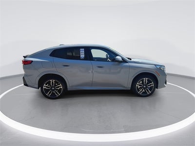2025 BMW X2 xDrive28i