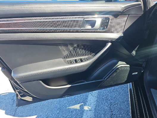 2017 Porsche Panamera Turbo