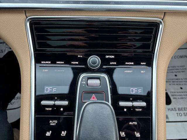 2023 Porsche Panamera Panamera Base