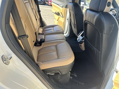 2016 Porsche Cayenne Base