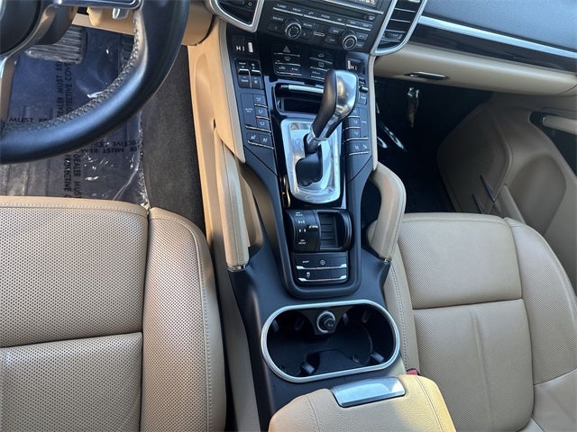 2016 Porsche Cayenne Base